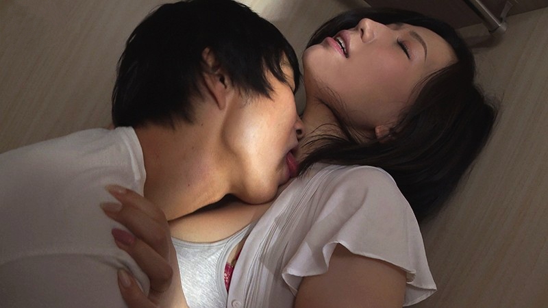 Dì cháu chịch nhau - sex loạn luân